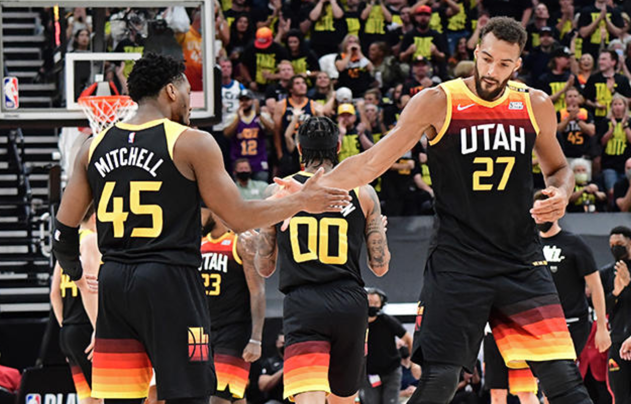 欧篮联倒计时；犹他爵士今夜再遭质疑；细节引发关注；信心回归；团队化学反应显著的简单介绍