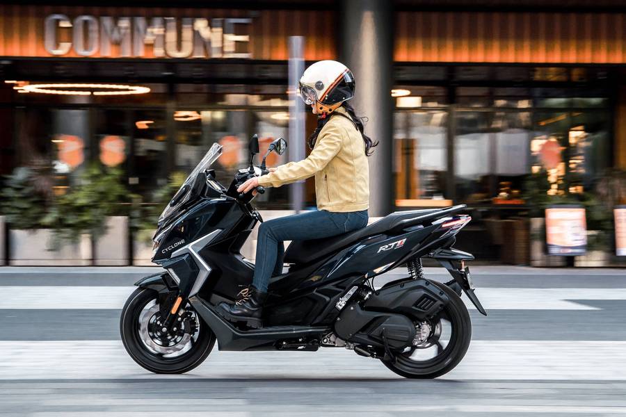 lol中国总决赛-赛地聚焦：足总杯今晚热度飙升，拜仁慕尼黑扳平良机，媒体盛赞，赛程密集仍需轮换的简单介绍