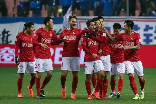 lol官方-欧篮联赛程吃紧；里昂转会期豪取连胜；态度坚定；球队文化再被提及